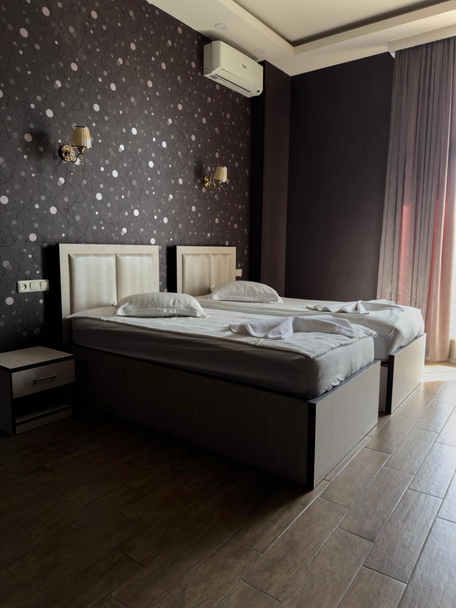 Eridana Hotel Jerevan Eksteriør bilde