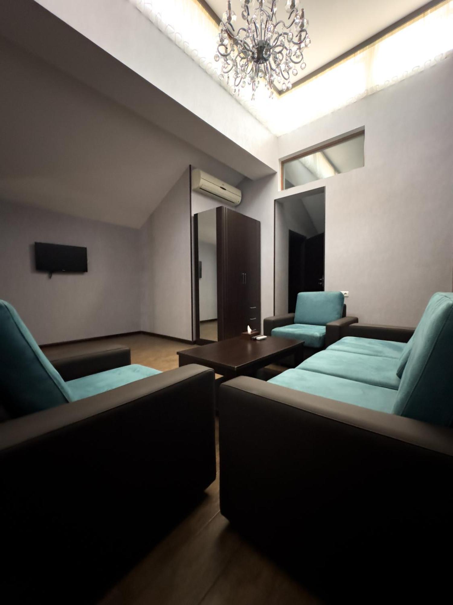Eridana Hotel Jerevan Eksteriør bilde