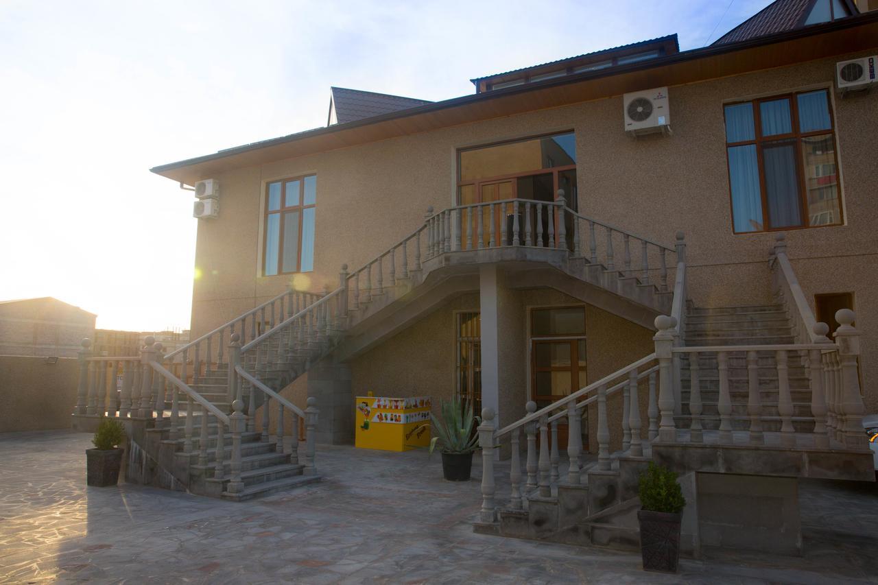 Eridana Hotel Jerevan Eksteriør bilde